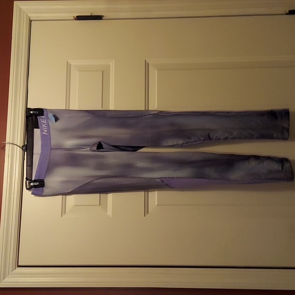 Nike Other - Girl's Nike tight fit leggings